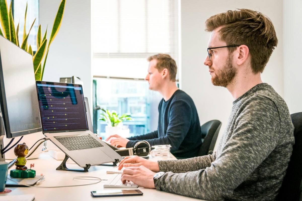 5 Strategies for Attracting Top Tech Talent in 2025